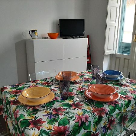 Casa Noa, Il Tuo Appartamento Nel Cuore Di Ortigia 시라쿠사 외부 사진