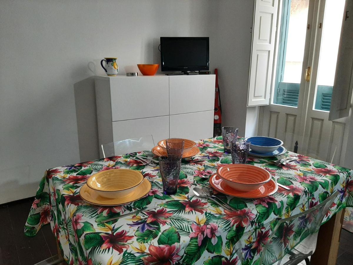 Casa Noa, Il Tuo Appartamento Nel Cuore Di Ortigia 시라쿠사 외부 사진